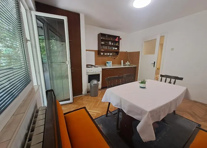 Dramski Apartment